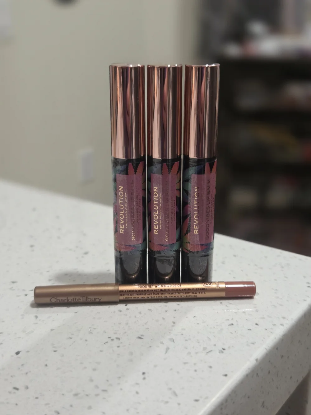 Revolution Lip Gloss X3 & Charlotte Tilbury Lip Liner Set - Rose Gold / Mauve